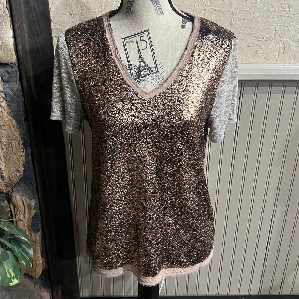 BKE Glitter V-Neck Top - Brown & Gray